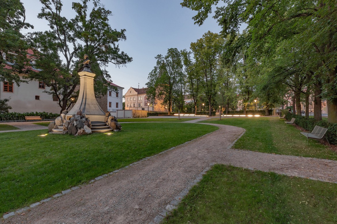 180620_chvojka_652_seda