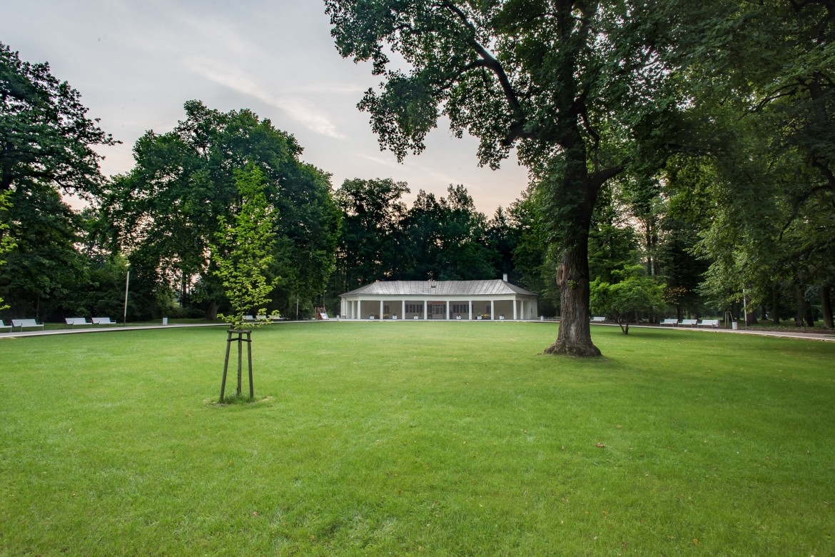 170908 ChvojkaARCH 0779-HDR
